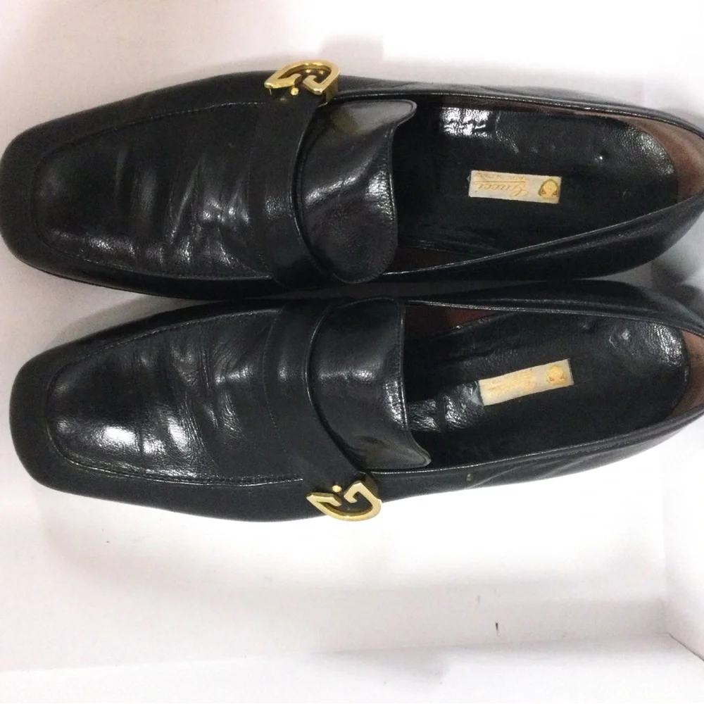 Gucci Black Leather Men's Oxford Loafers with Gold Hardware